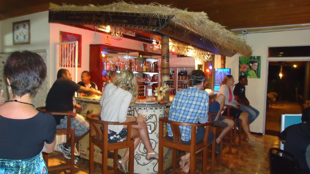 Wailoaloa Beach Resort Nadi Buitenkant foto