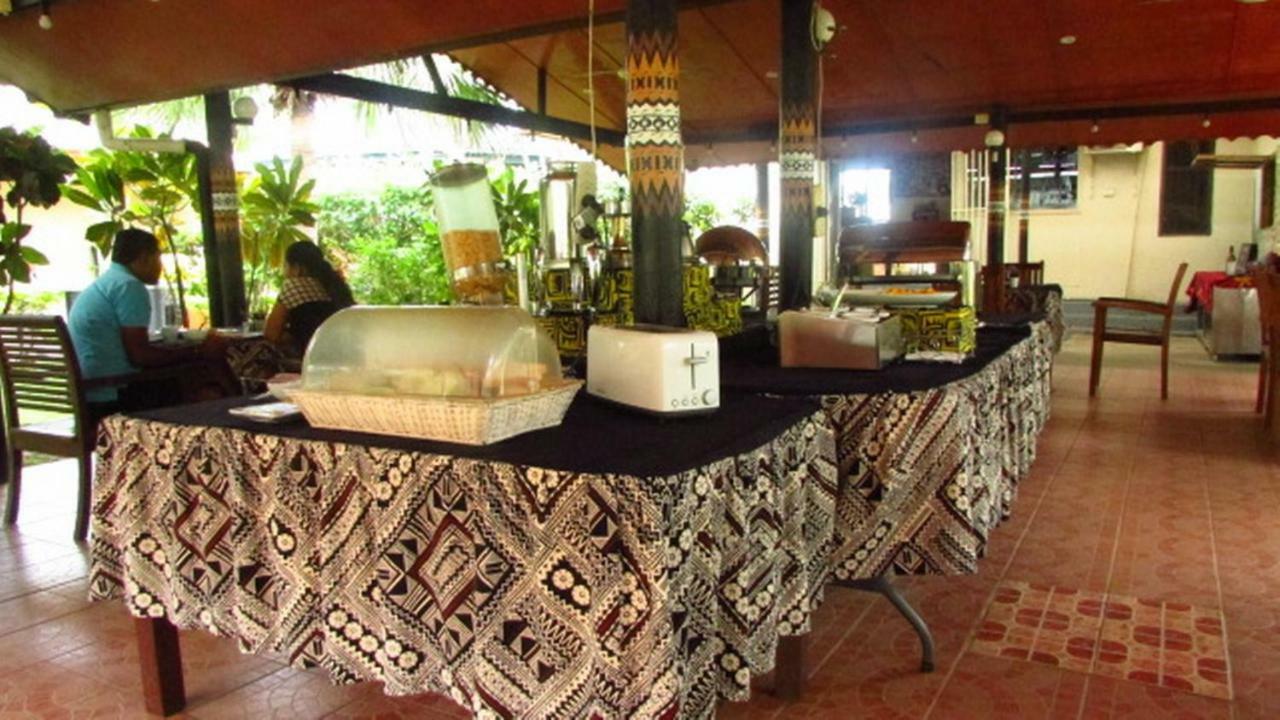 Wailoaloa Beach Resort Nadi Buitenkant foto