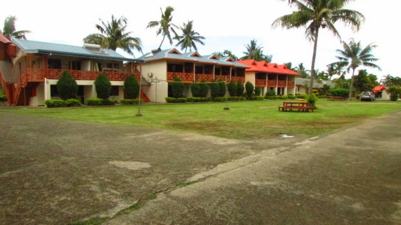 Wailoaloa Beach Resort Nadi Buitenkant foto