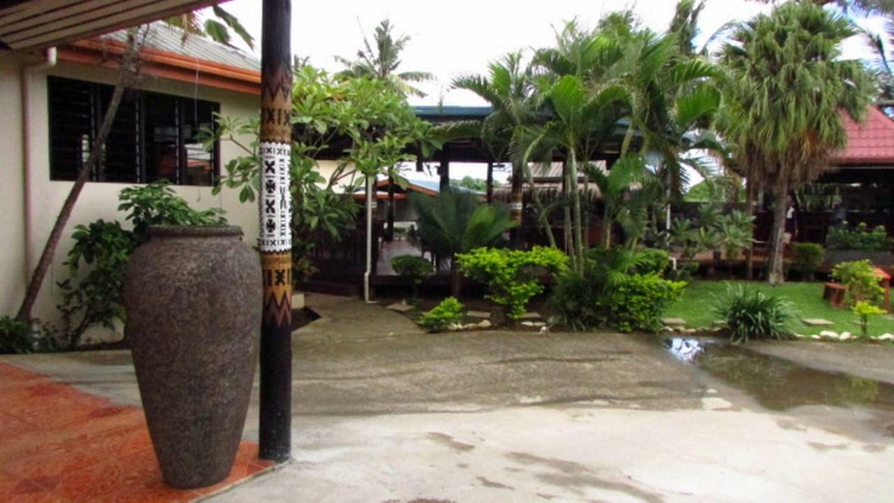 Wailoaloa Beach Resort Nadi Buitenkant foto