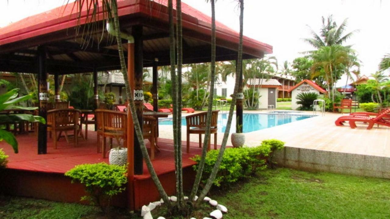Wailoaloa Beach Resort Nadi Buitenkant foto